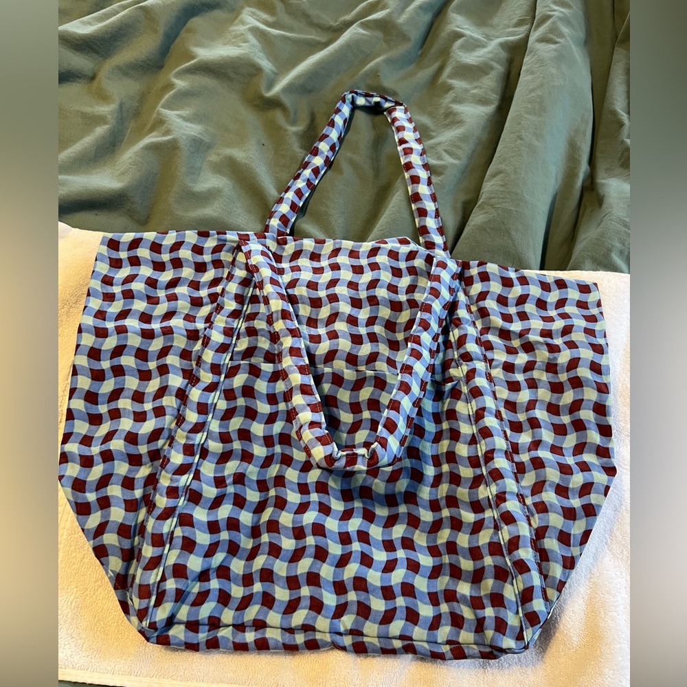 BAGGU cloud bag, wavy gingham blue